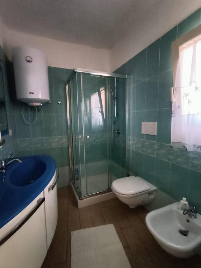 Casa Vacanza Gigi E Antonella Porto Rotondo Ngoại thất bức ảnh